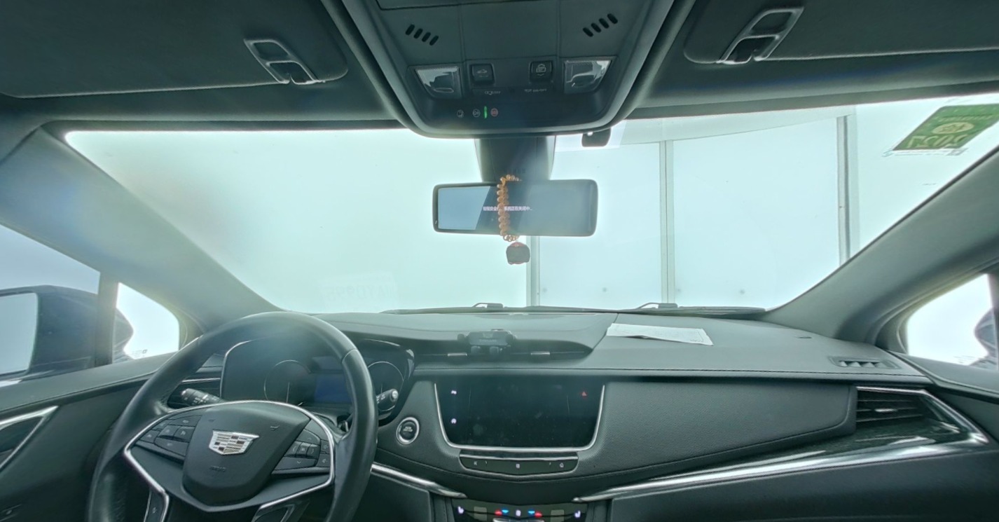 Cadillac XT5 2020 — фото 1