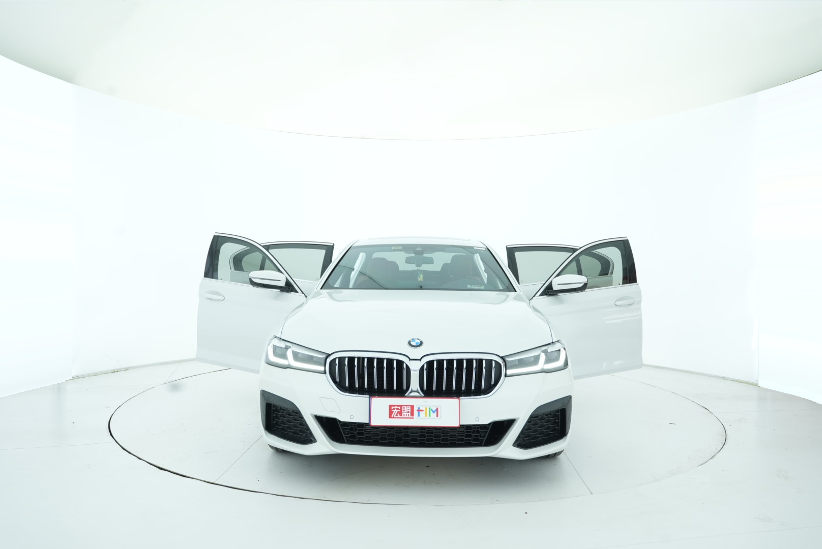 BMW 5 Series 2021 — фото 15