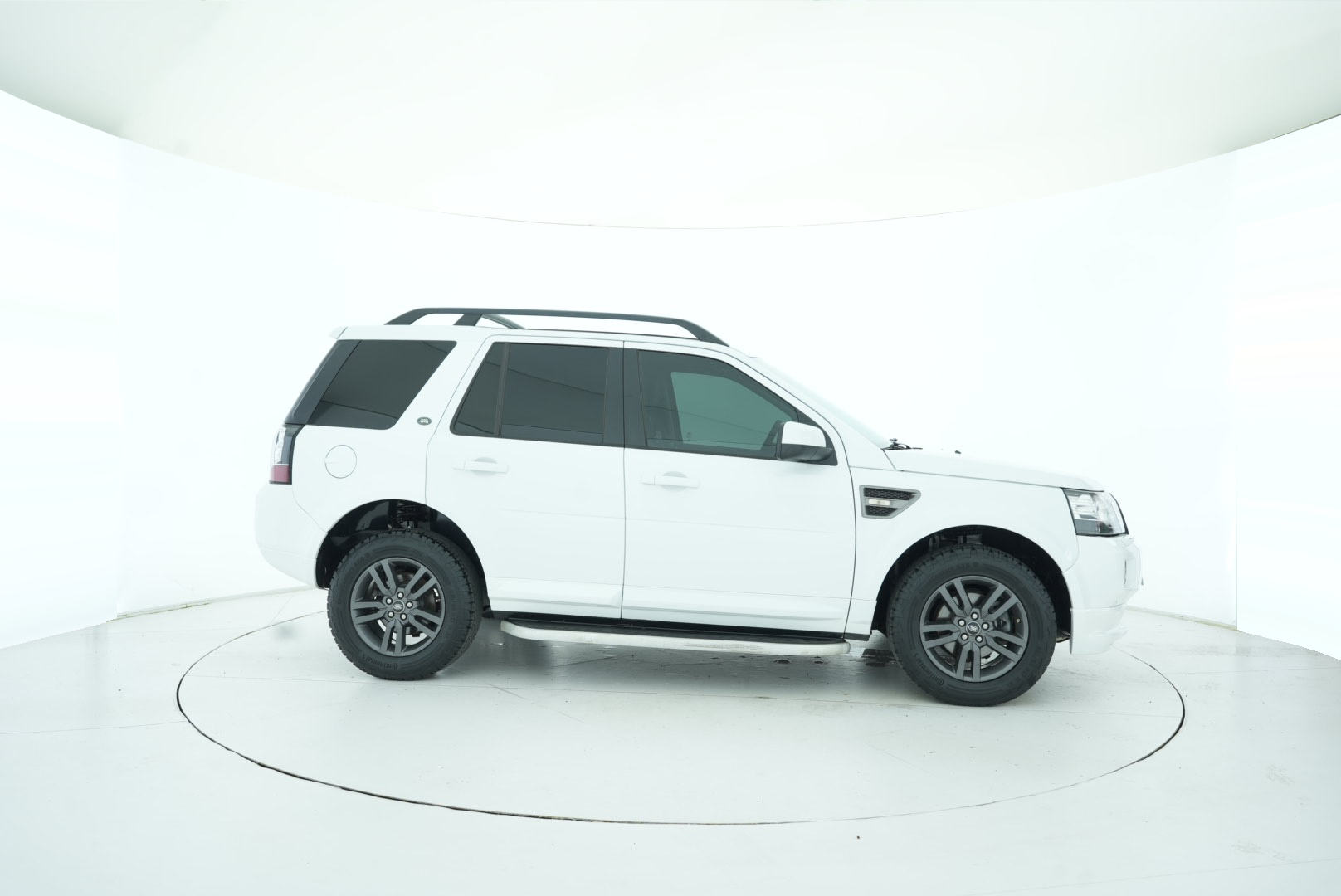 Land Rover Divine Walker 2015 — фото 7