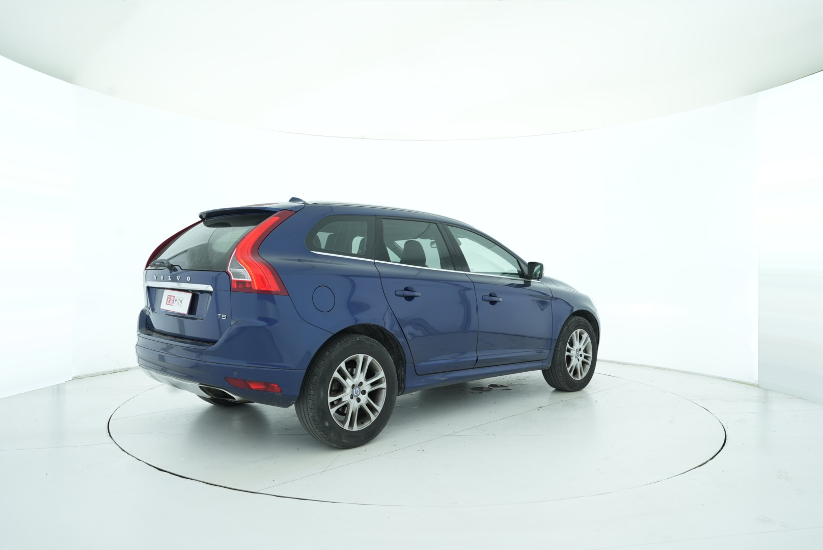 VOLVO XC60 2016 — фото 6