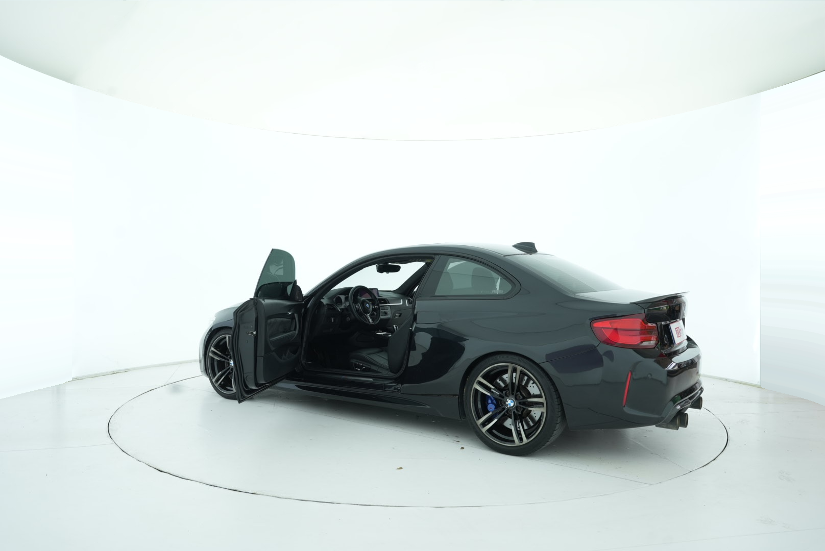 BMW M2 2018 — фото 13
