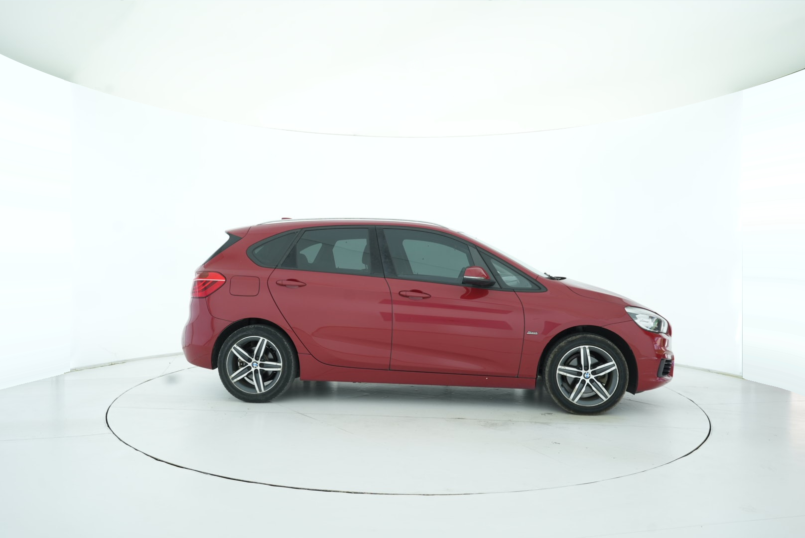 BMW 2 Series Tourer 2016 — фото 7