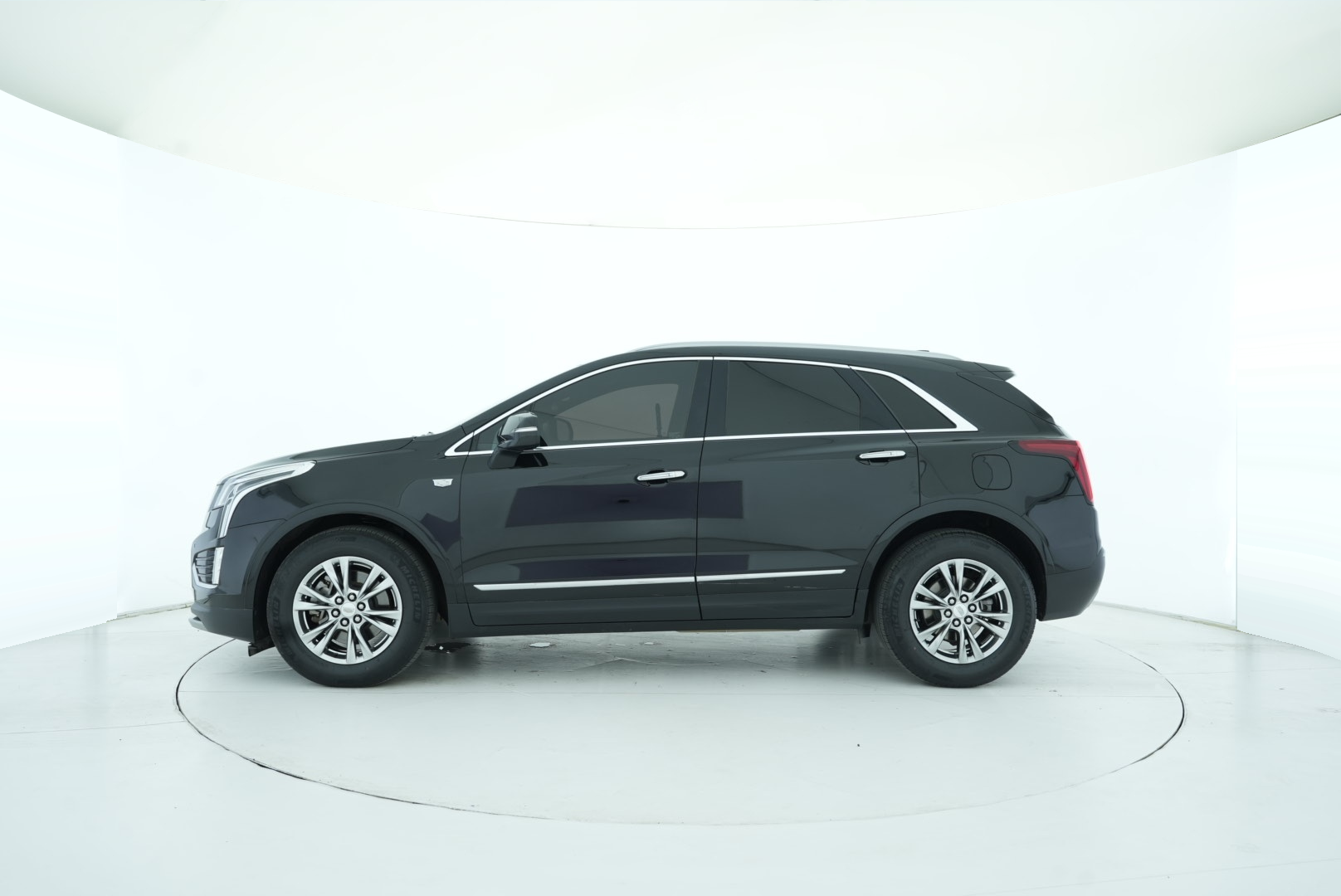 Cadillac XT5 2020 — фото 3