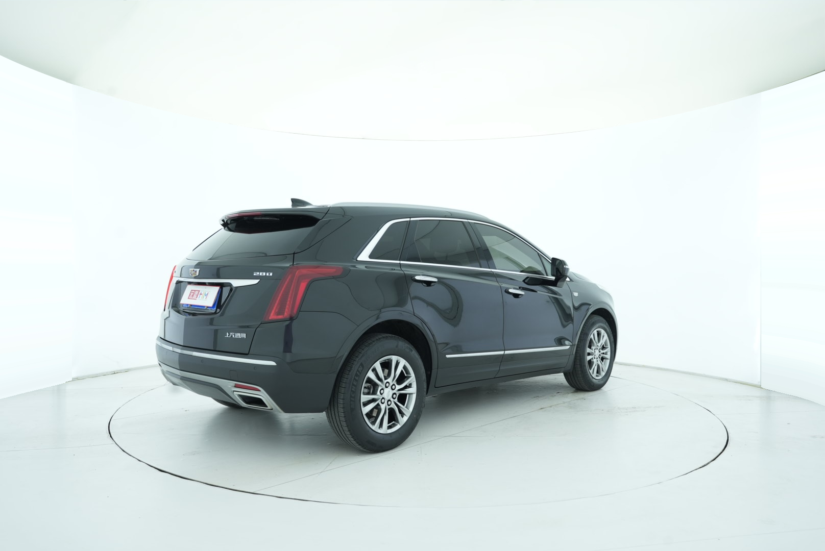 Cadillac XT5 2020 — фото 6