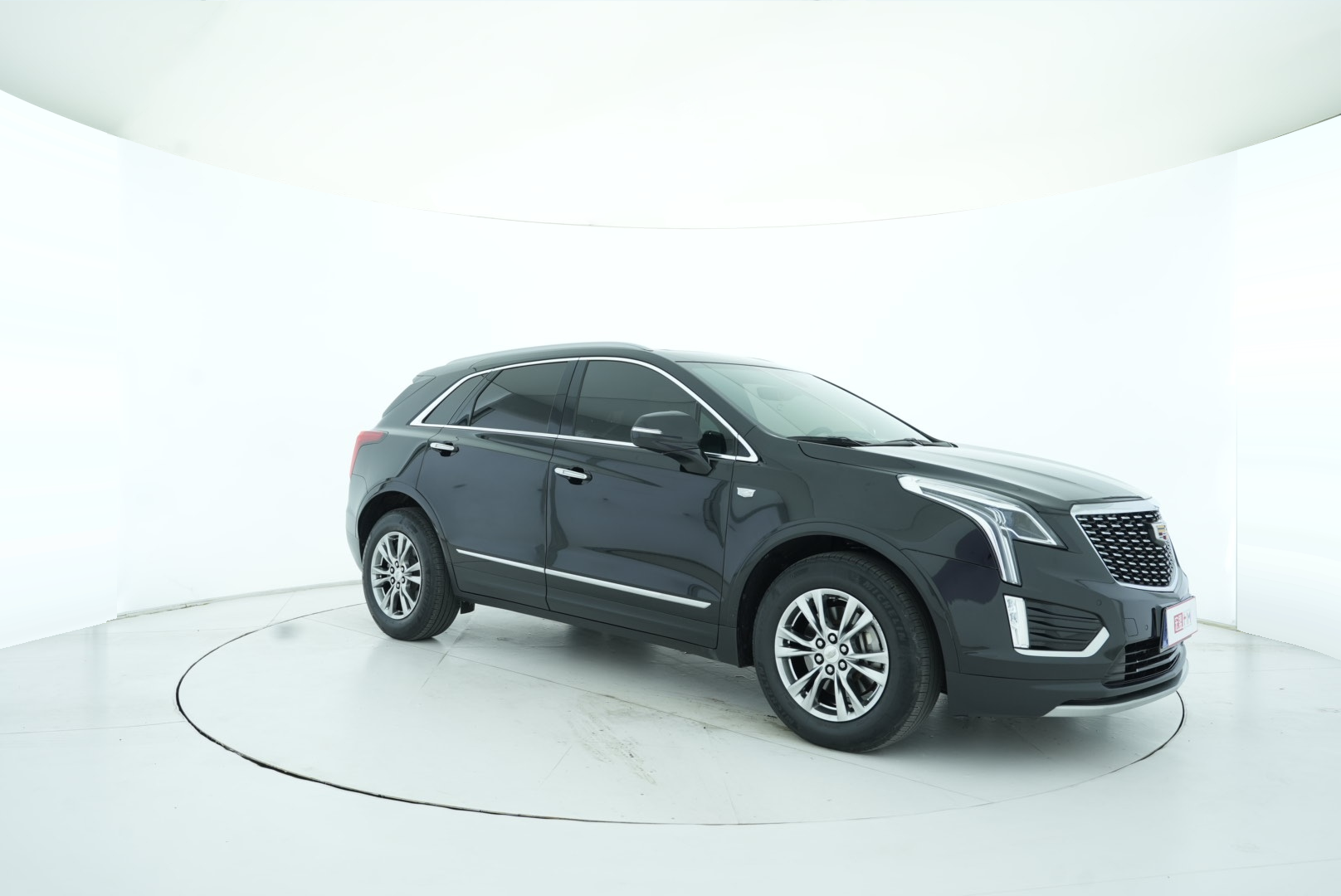 Cadillac XT5 2020 — фото 8