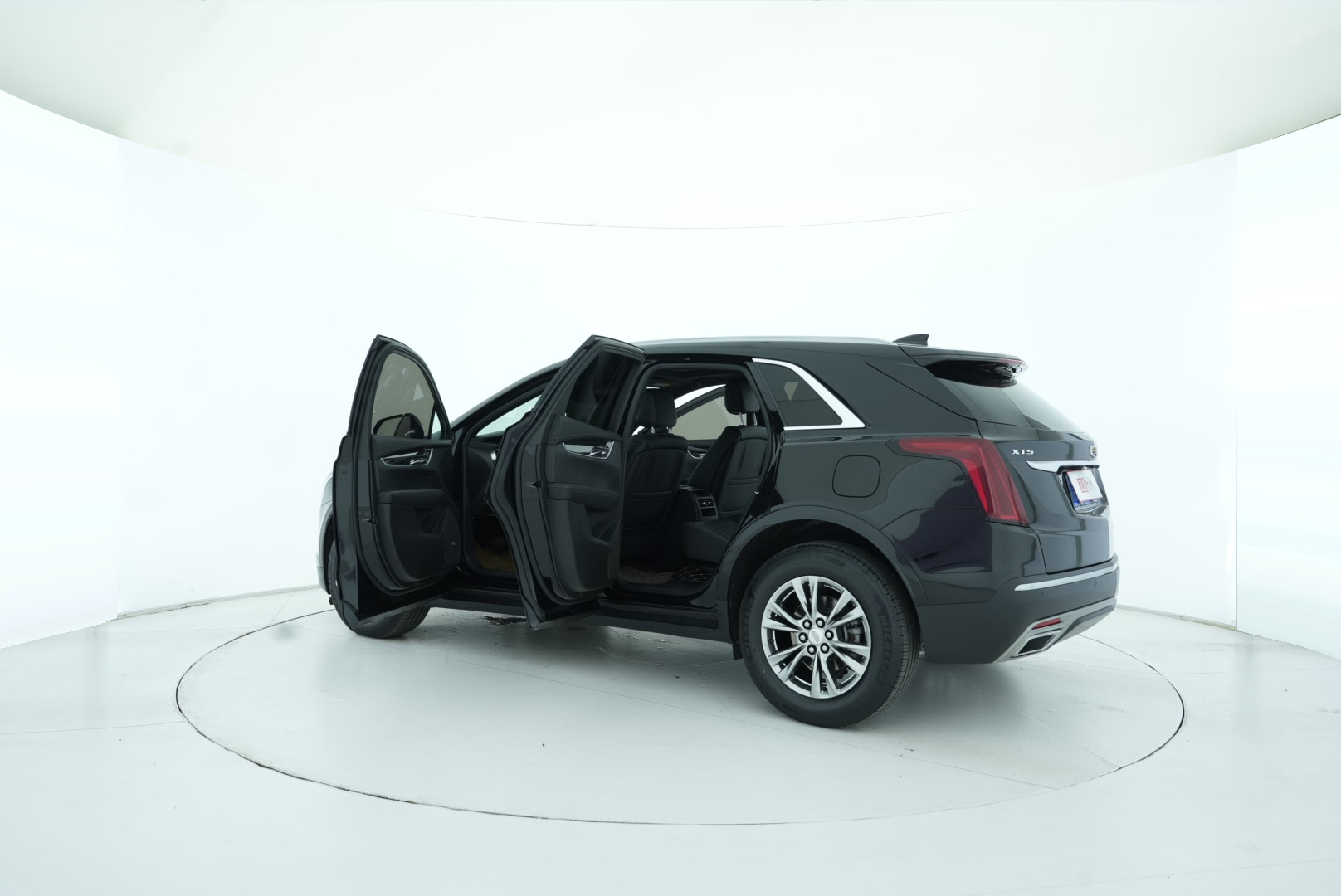 Cadillac XT5 2020 — фото 13
