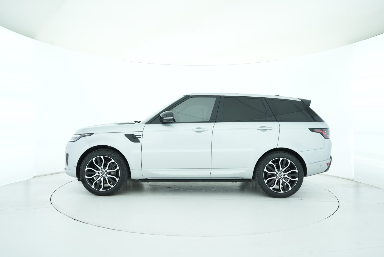 Land Rover Range Rover Sport 2022 — фото 3