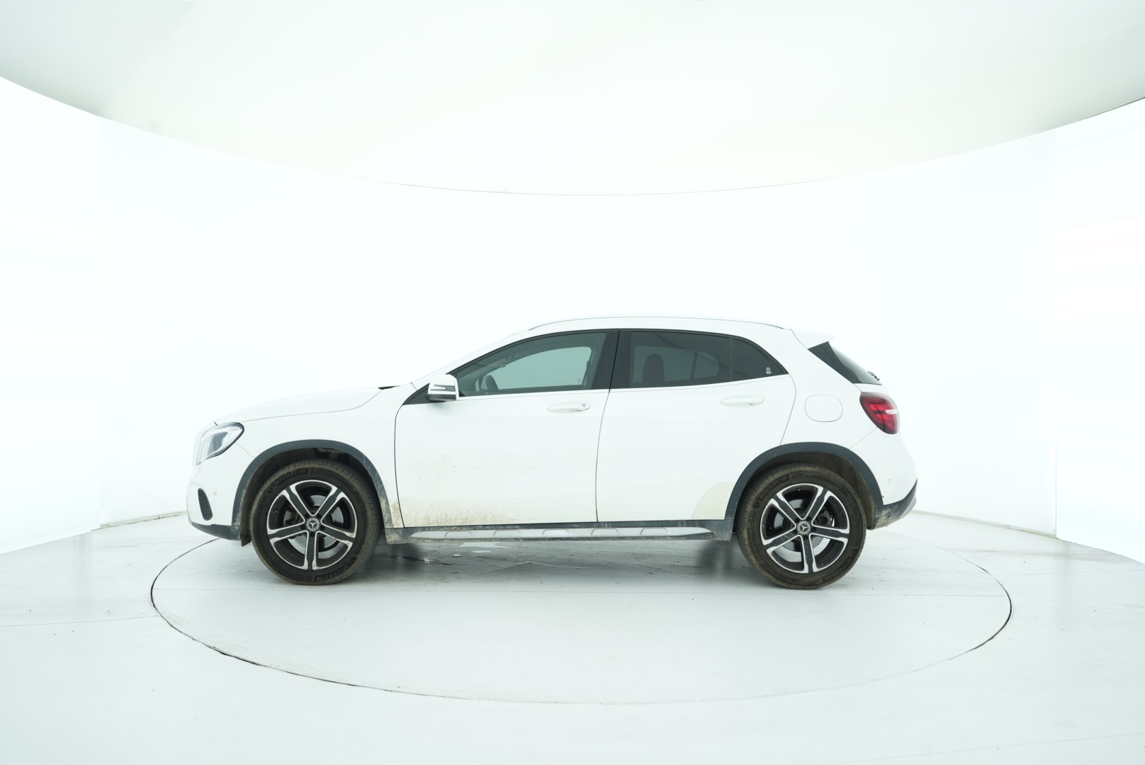 Mercedes Benz GLA 2018 — фото 3