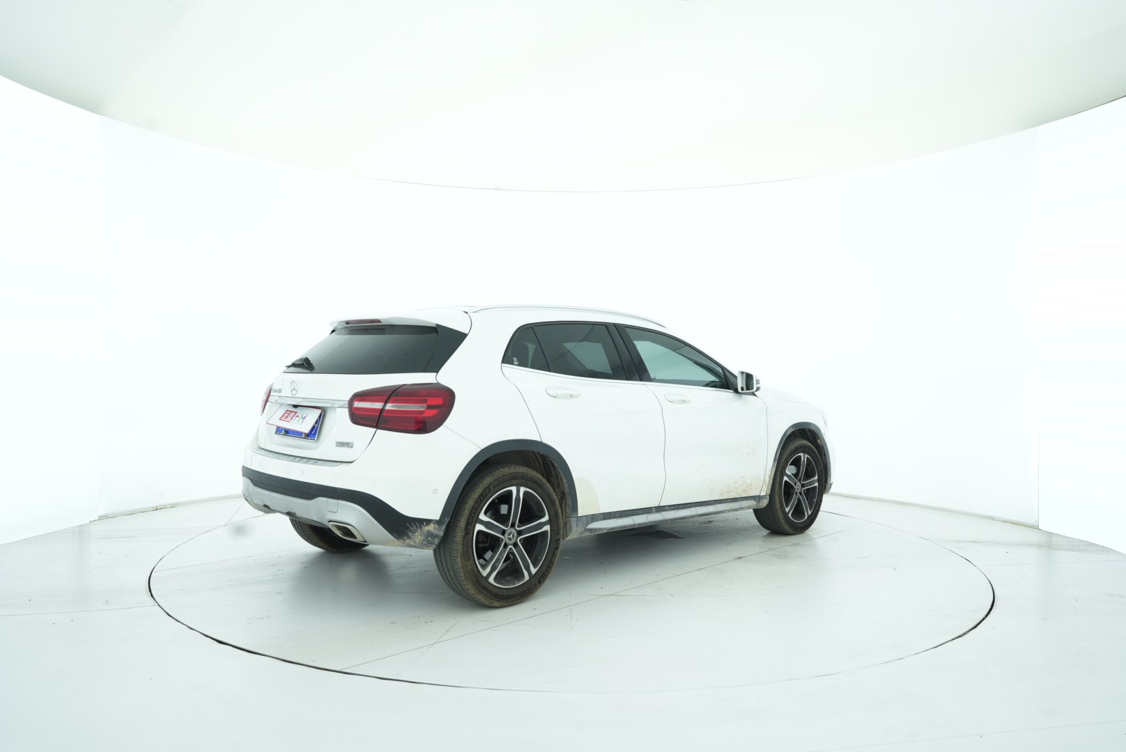 Mercedes Benz GLA 2018 — фото 6