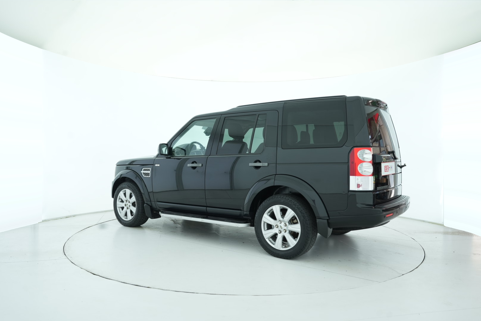 Land Rover Discovery 2010 — фото 7