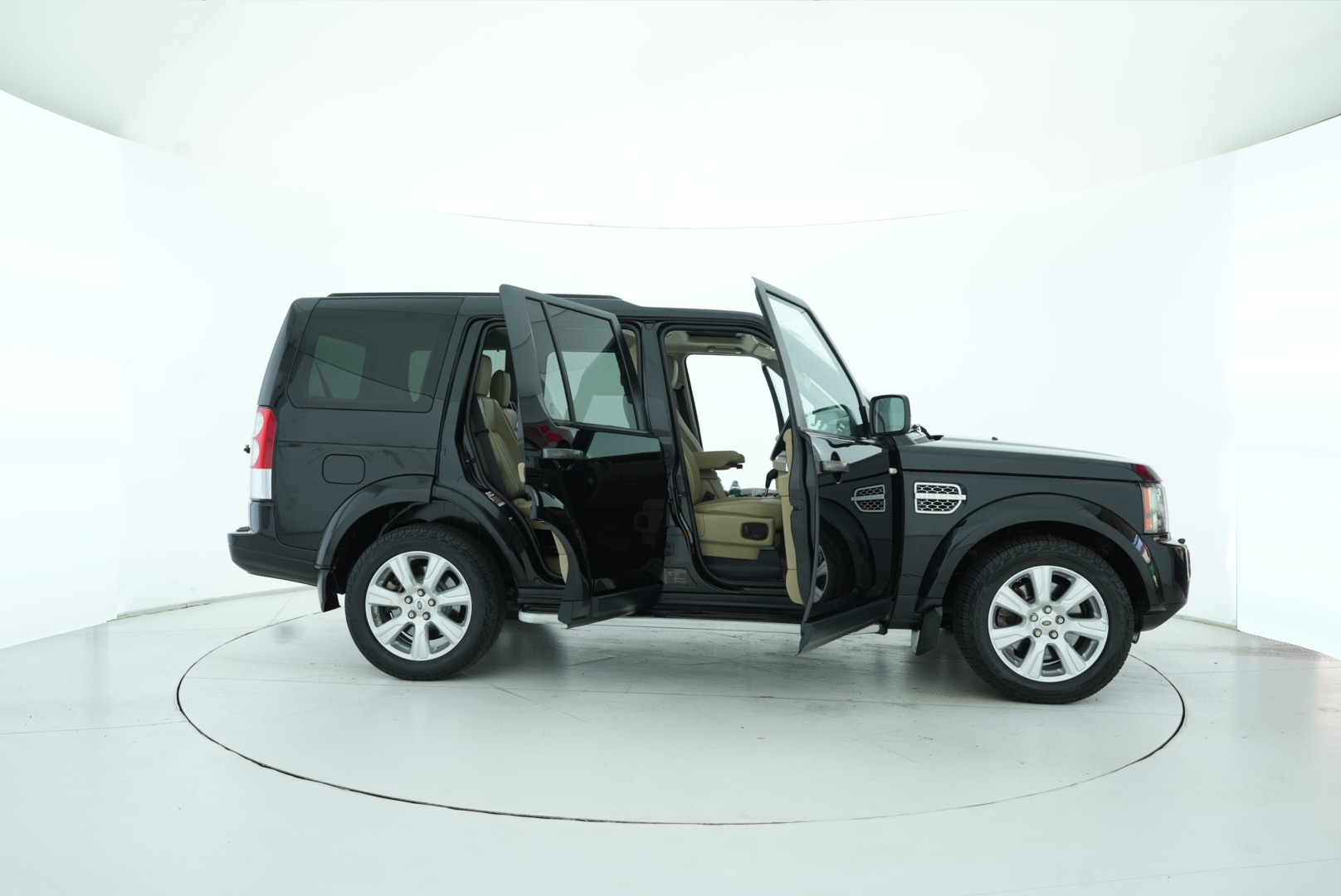 Land Rover Discovery 2010 — фото 24