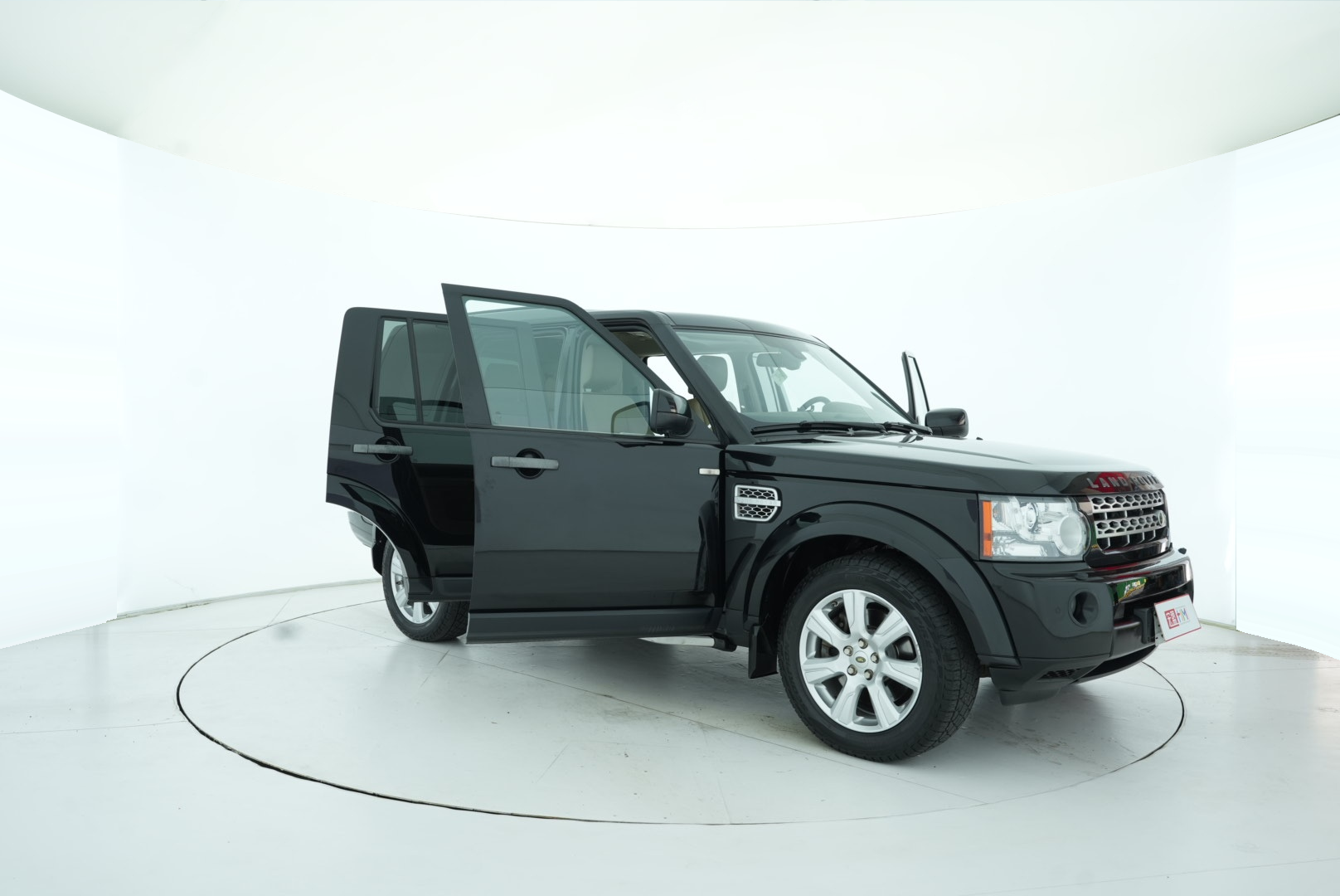 Land Rover Discovery 2010 — фото 25