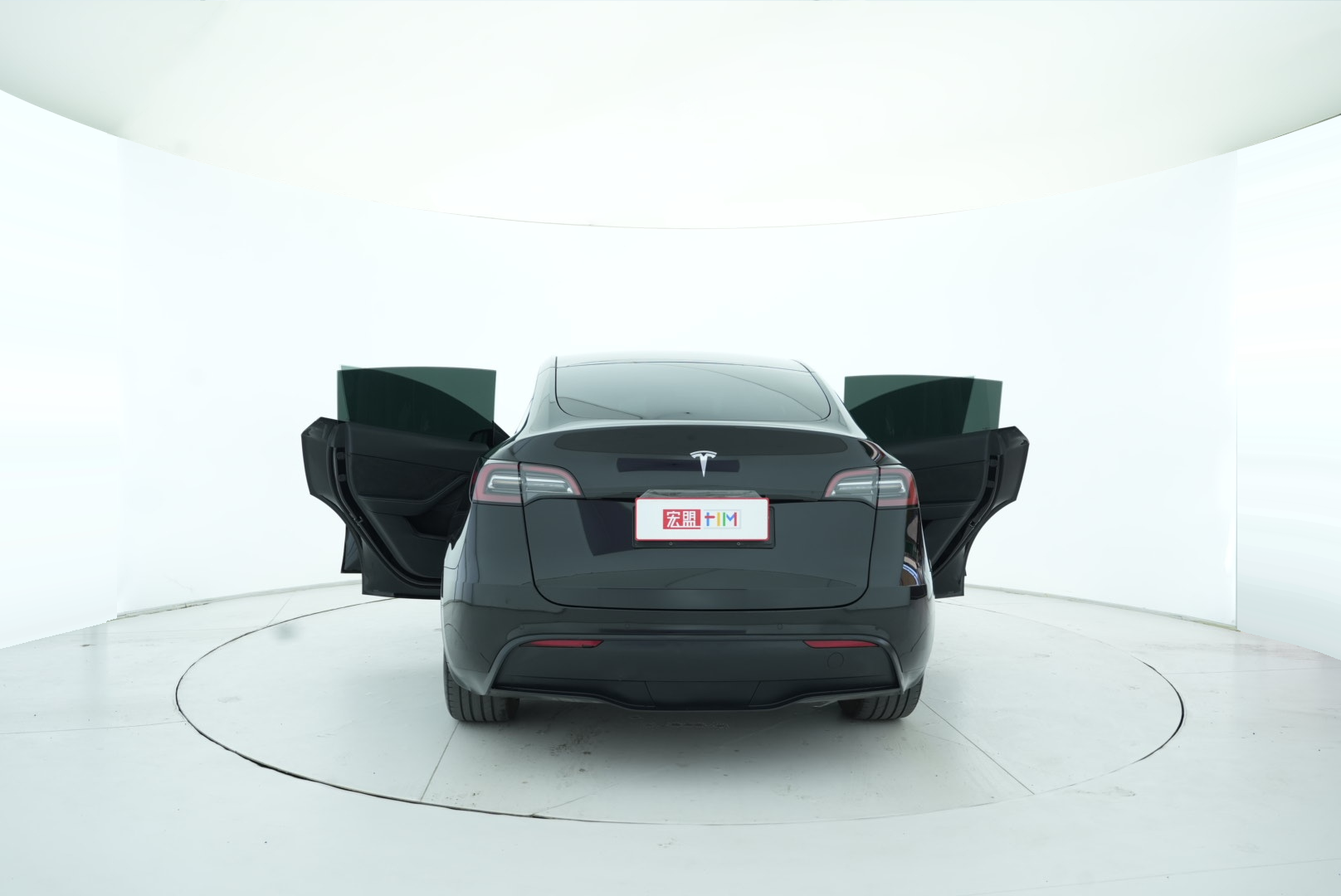 Tesla Model Y 2023 — фото 14