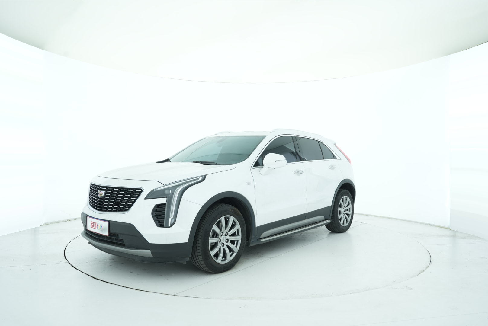Cadillac XT4 2021 — фото 2