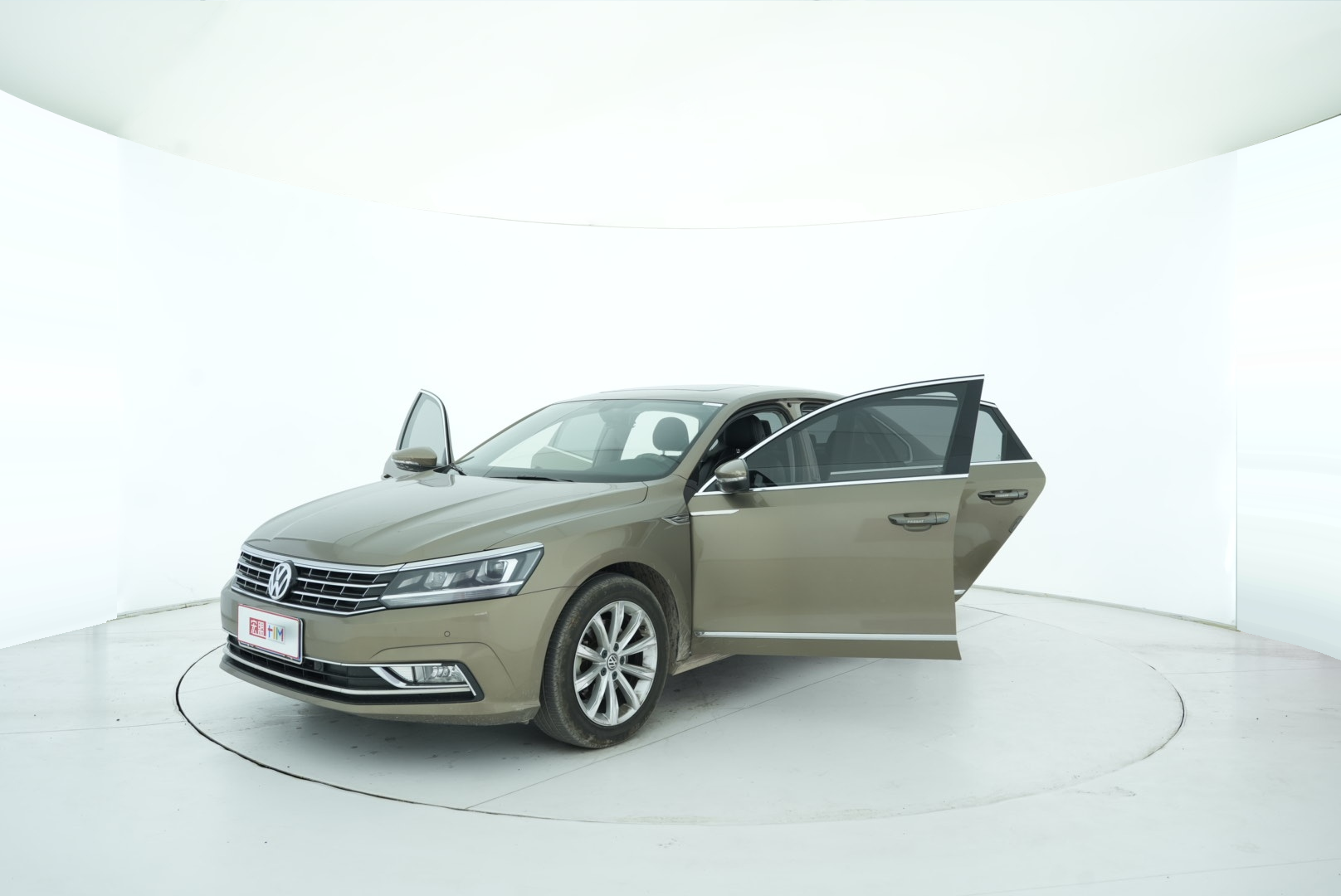 Volkswagen Passat 2017 — фото 11