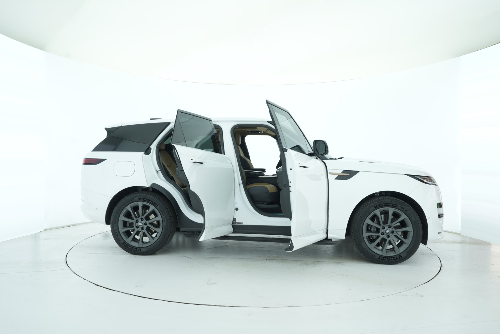 Land Rover Range Rover Sport 2024 — фото 16