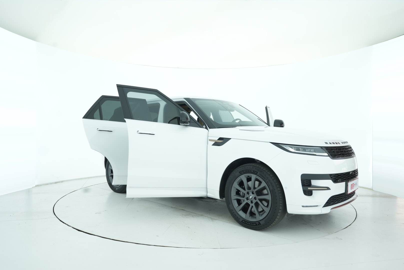 Land Rover Range Rover Sport 2024 — фото 17