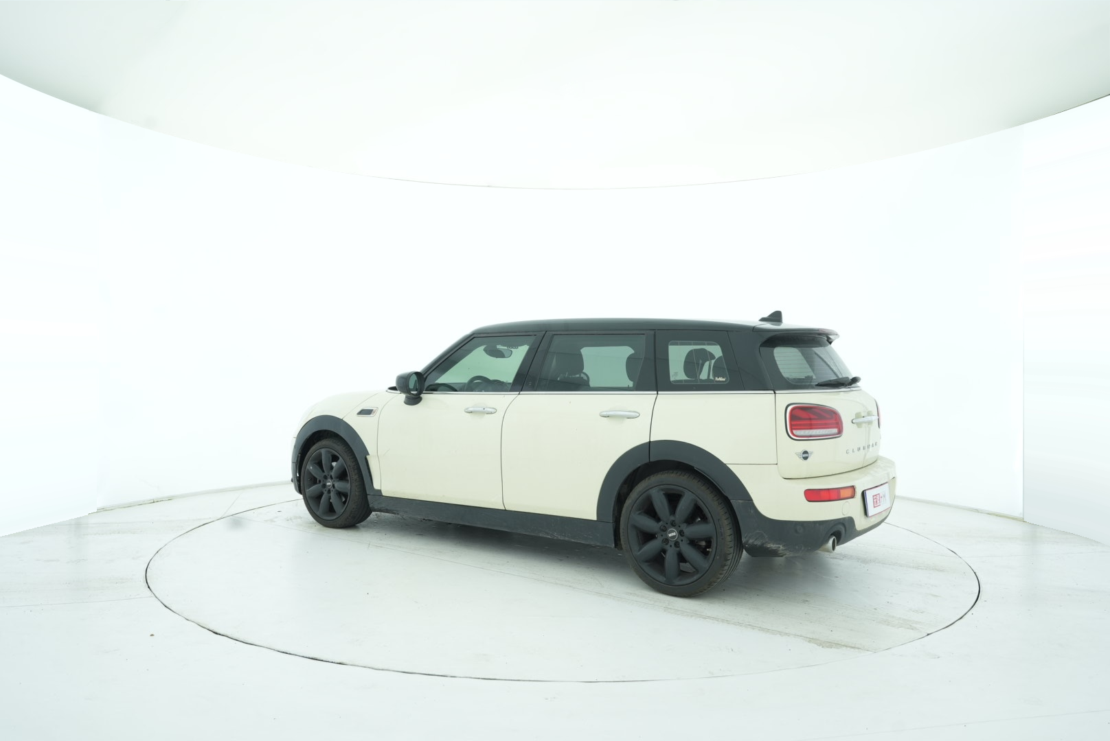 MINI CLUBMAN 2019 — фото 4