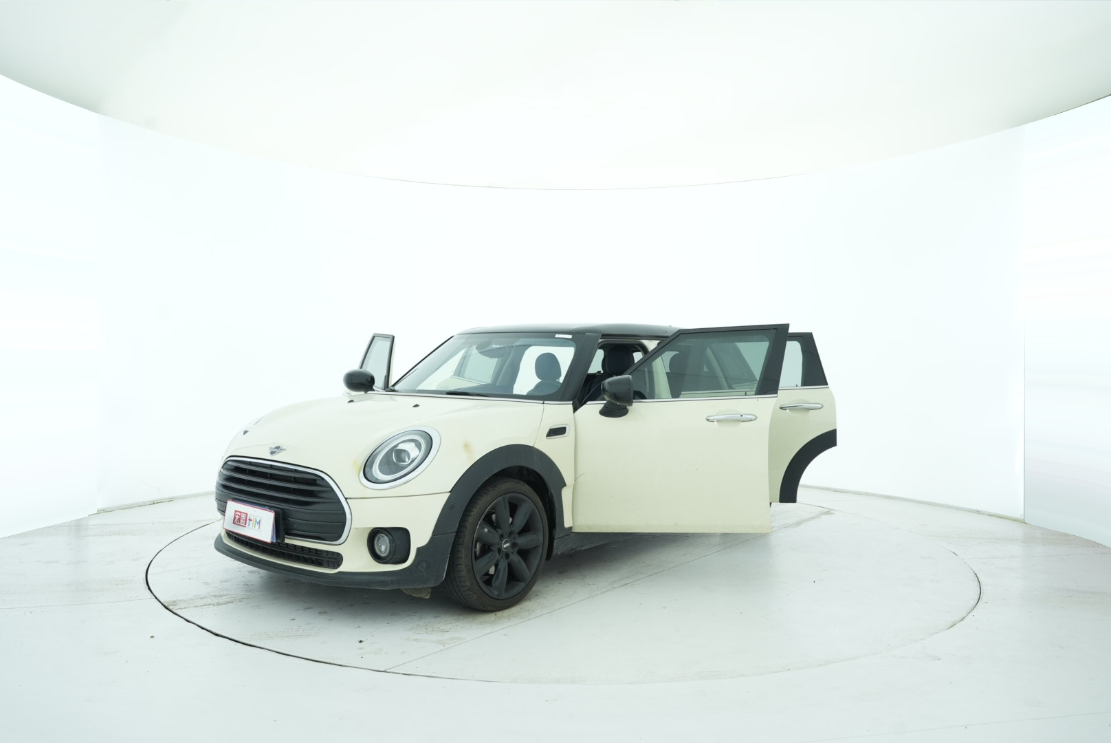 MINI CLUBMAN 2019 — фото 11
