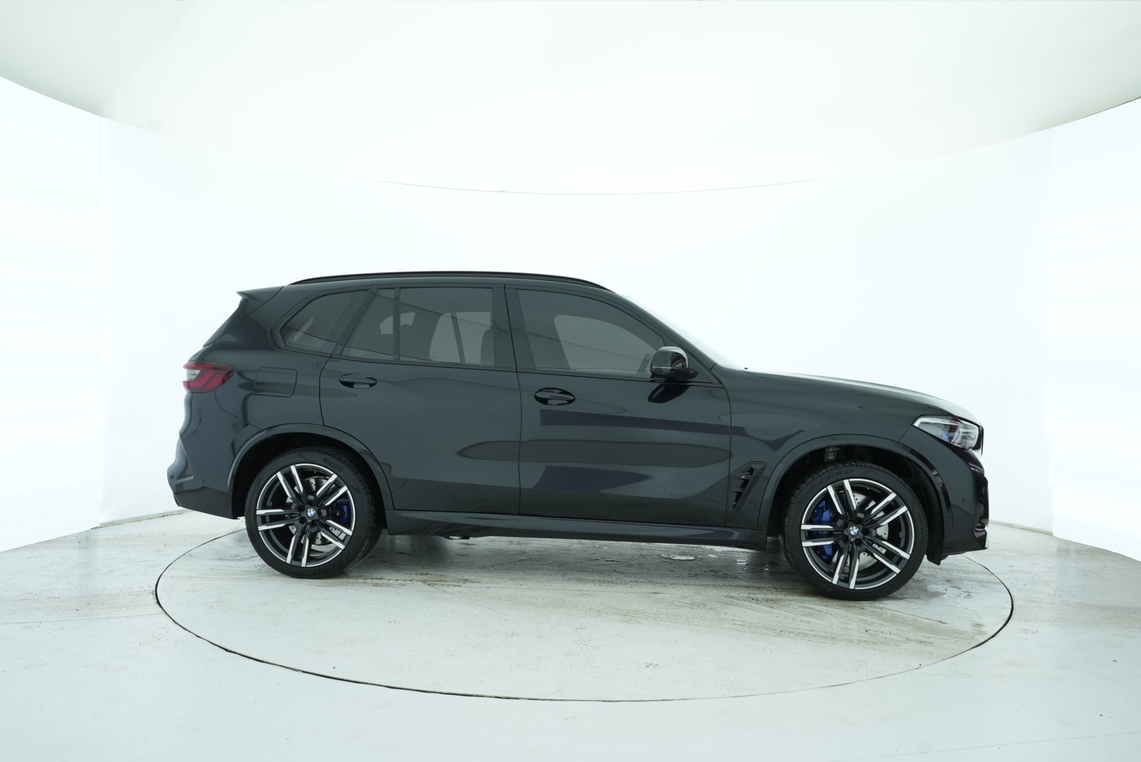 BMW X5 M 2020 — фото 7