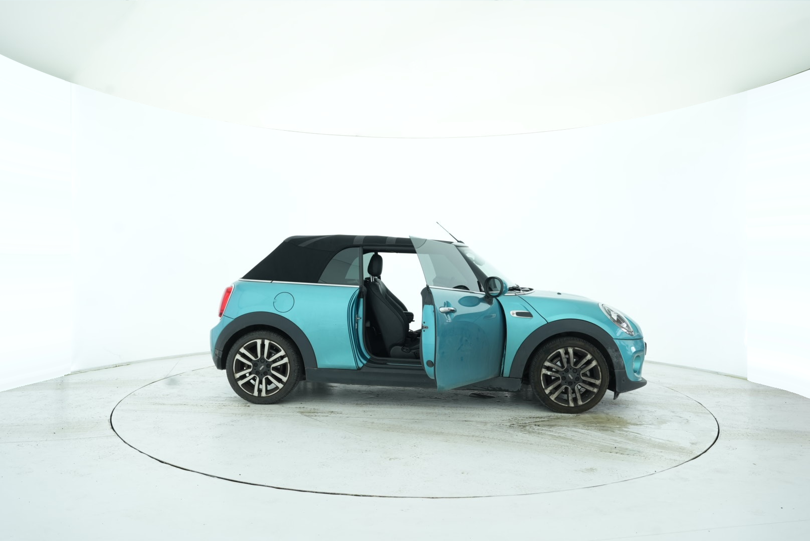 MINI CABRIO 2018 — фото 16