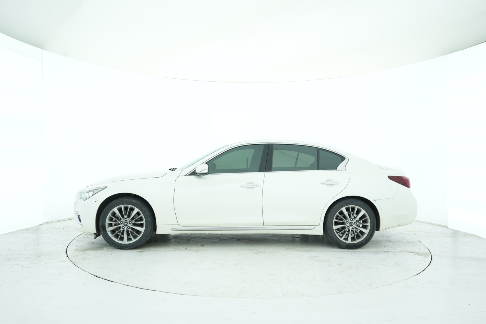 Infiniti Q50L 2018 — фото 3