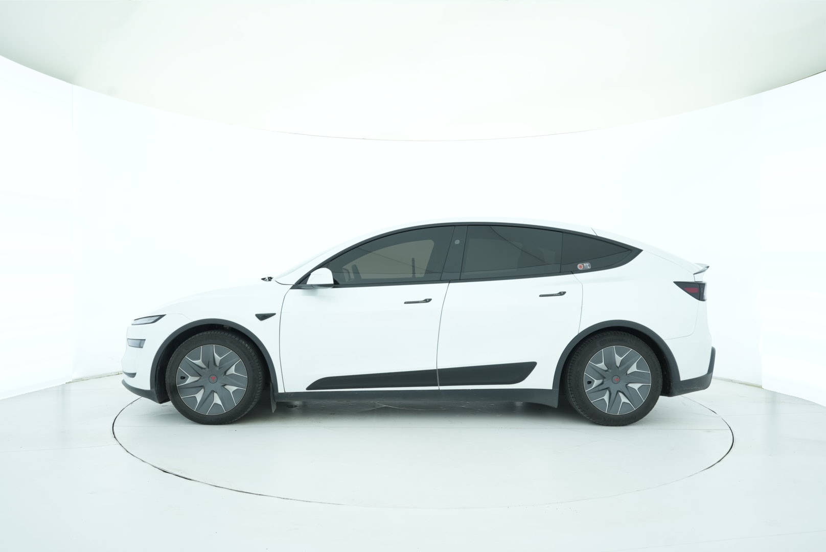 Tesla Model Y(Imported) 2020 — фото 3