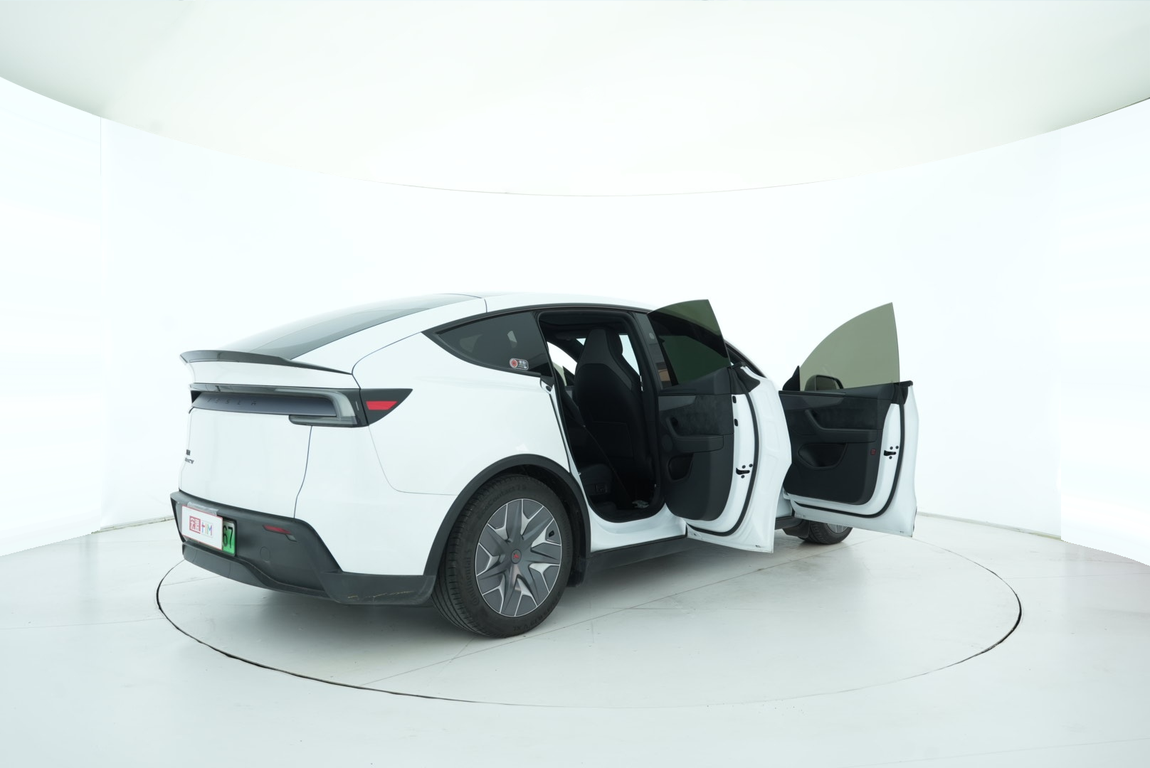 Tesla Model Y(Imported) 2020 — фото 15