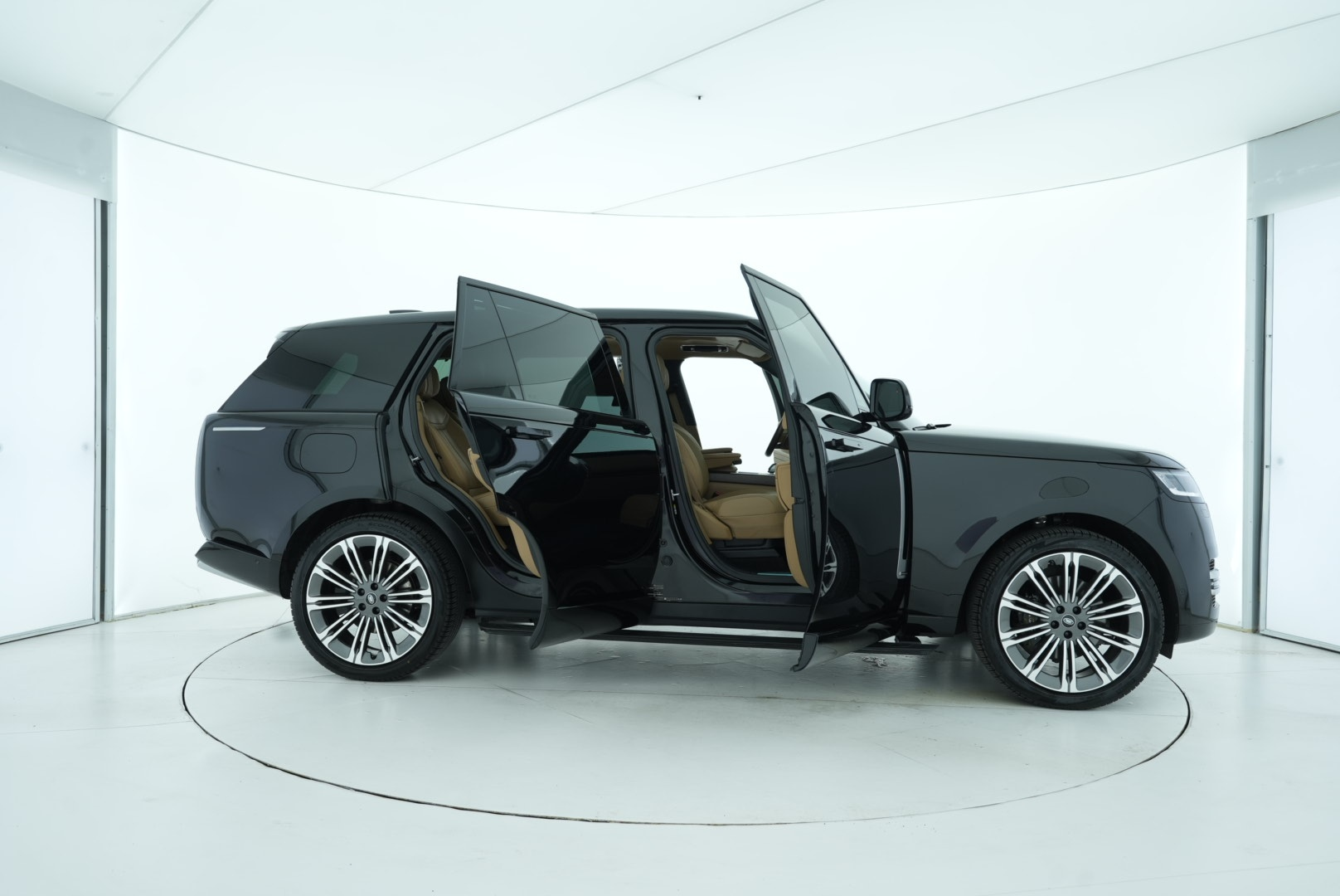 Land Rover Range Rover 2024 — фото 16