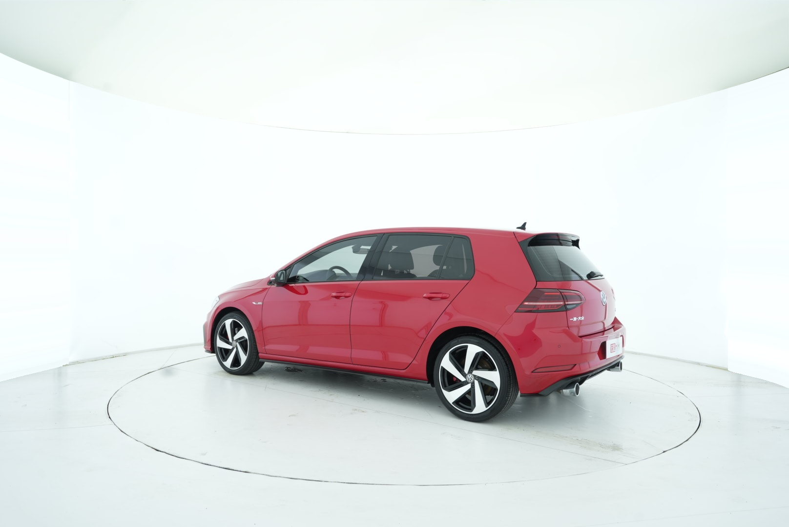Volkswagen Golf 2018 — фото 4