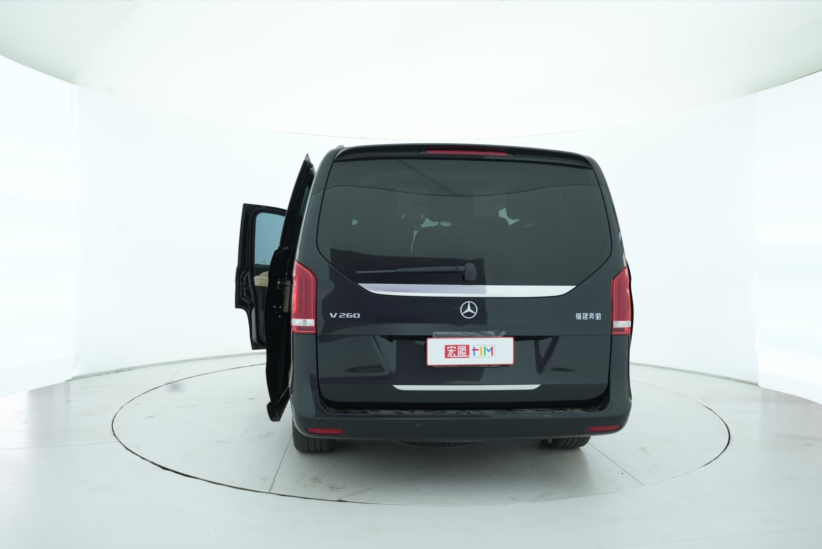 Mercedes Benz V-Class 2021 — фото 14