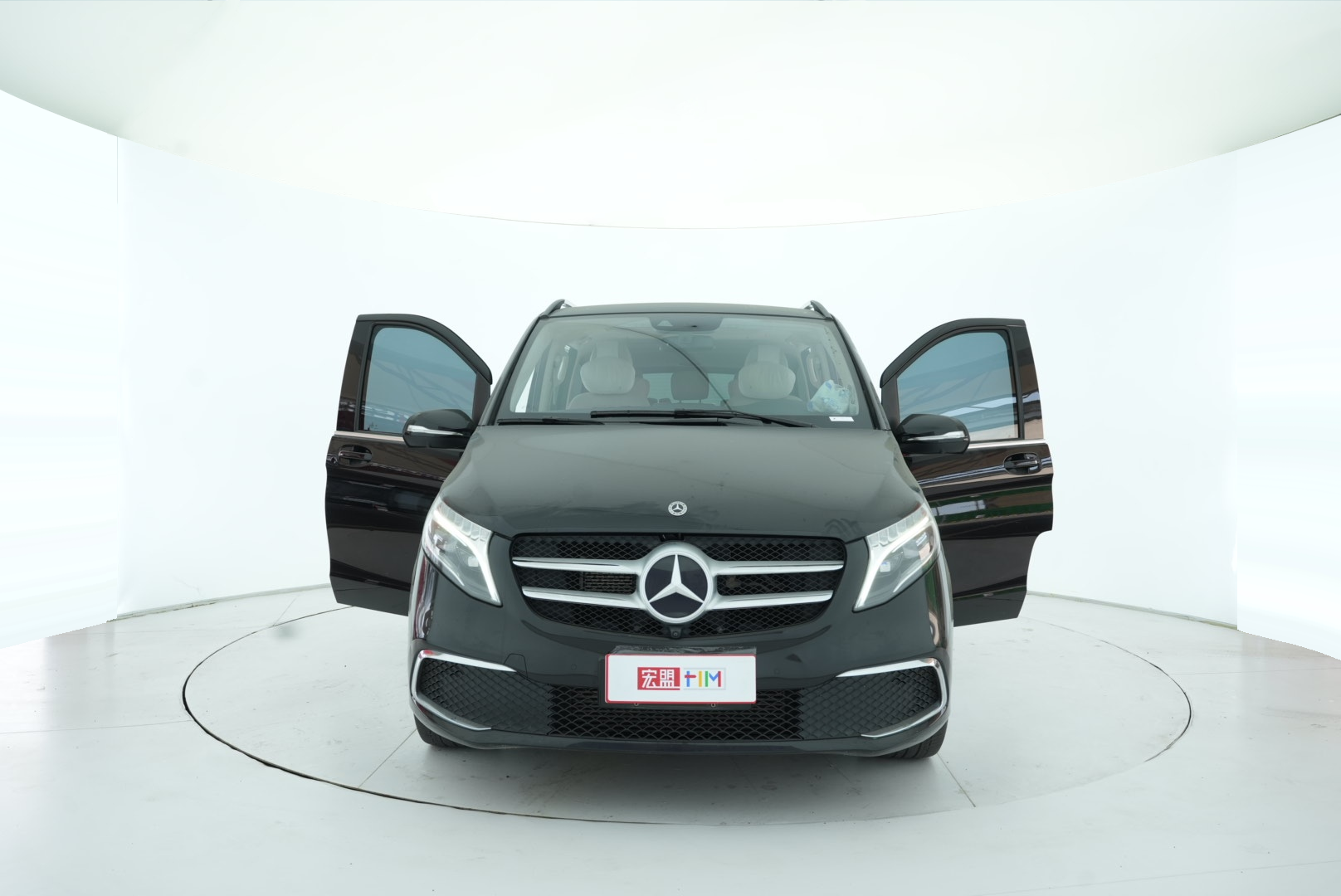 Mercedes Benz V-Class 2021 — фото 10