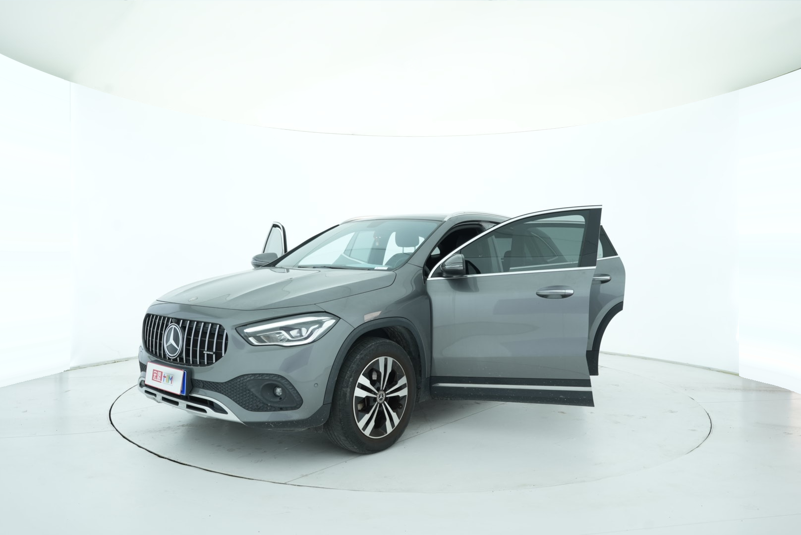 Mercedes Benz GLA 2020 — фото 11