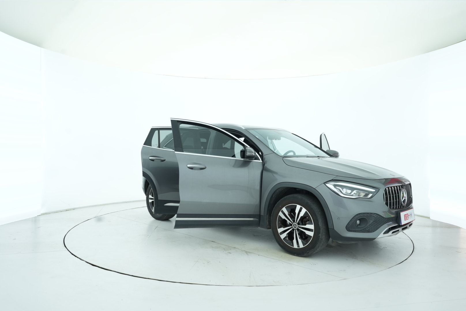 Mercedes Benz GLA 2020 — фото 17
