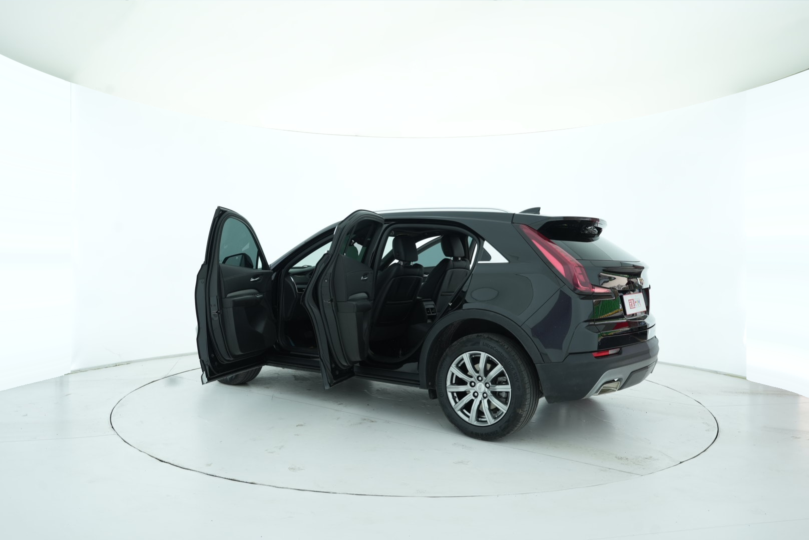 Cadillac XT4 2021 — фото 13