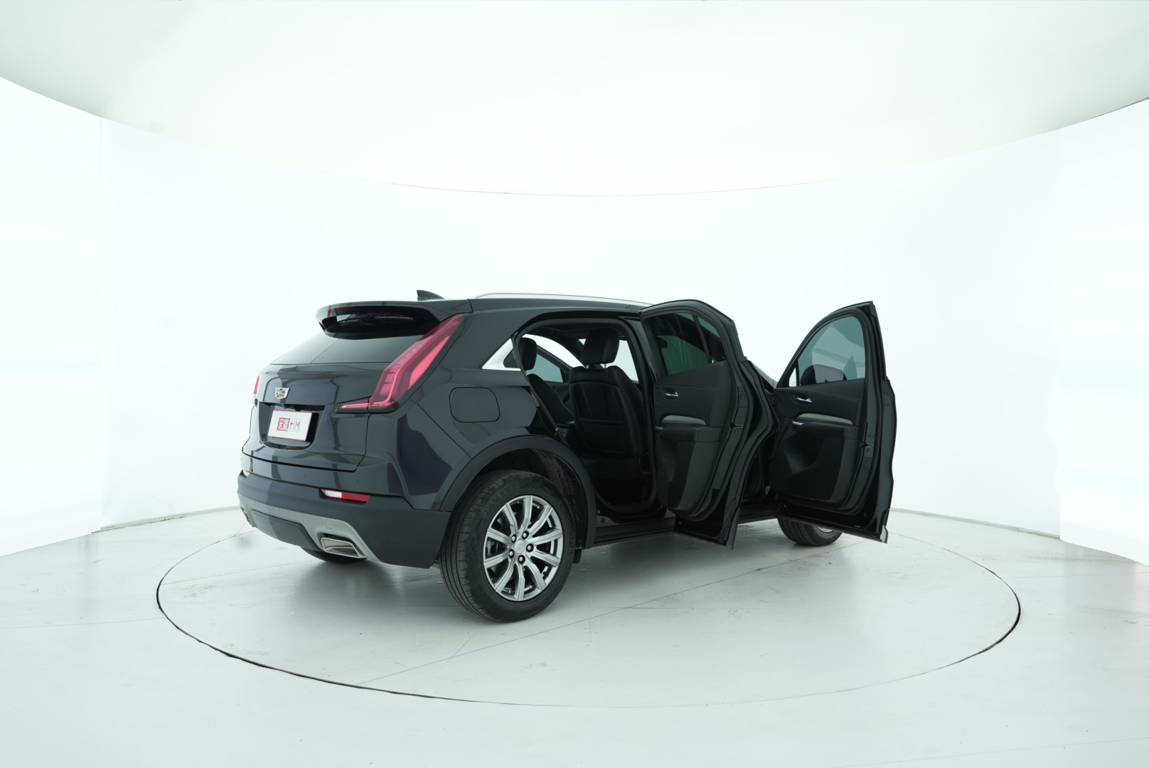 Cadillac XT4 2021 — фото 15