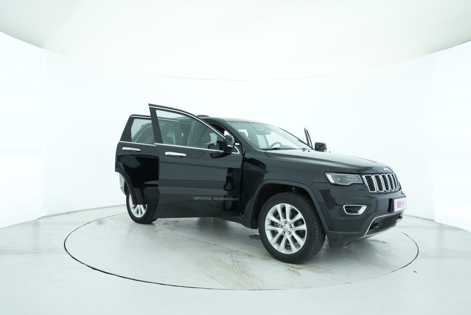 Jeep Grand Cherokee (Imported) 2017 — фото 16