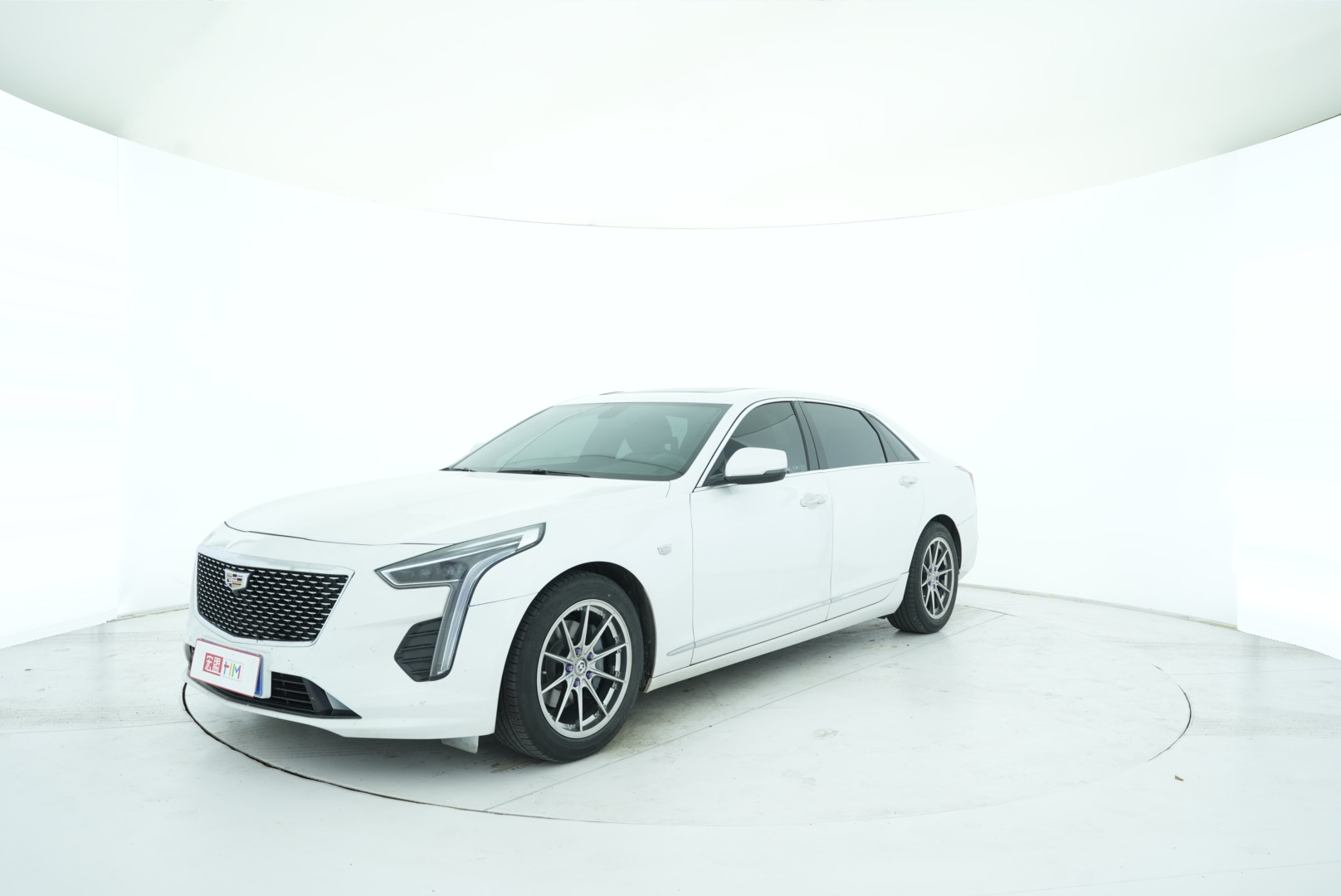 Cadillac CT6 2021 — фото 1