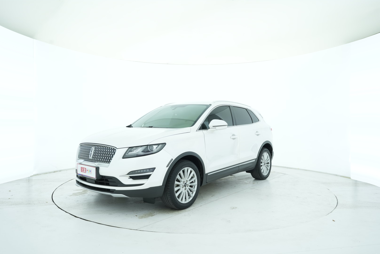 Lincoln MKC 2019 — фото 1