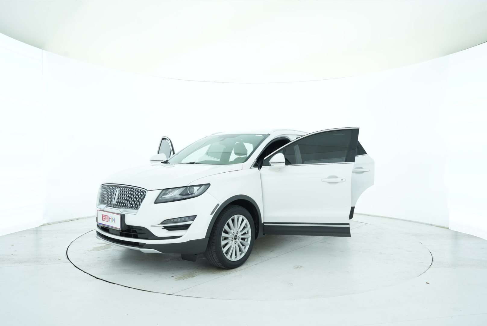 Lincoln MKC 2019 — фото 10