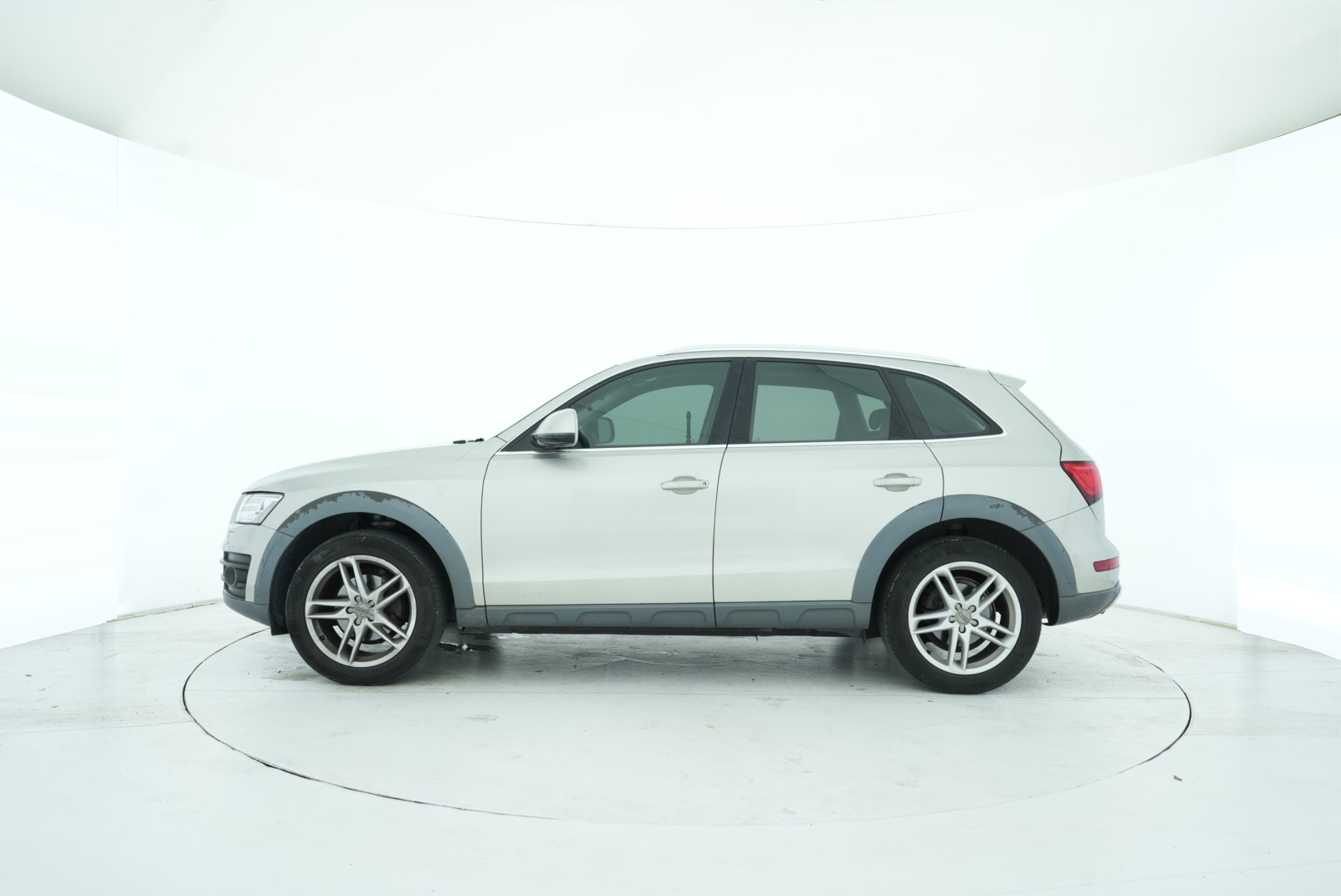 Audi Q5 2017 — фото 2