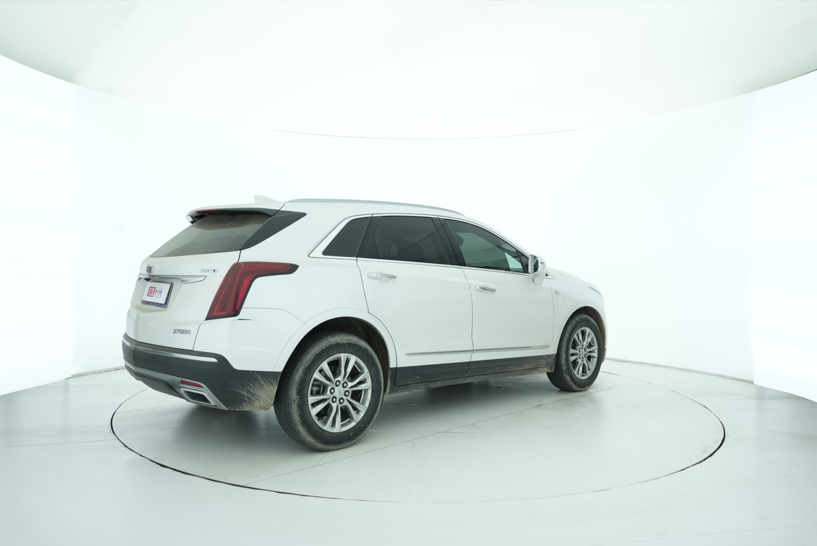 Cadillac XT5 2021 — фото 6