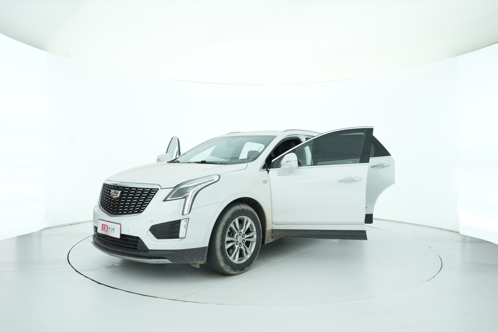 Cadillac XT5 2021 — фото 11