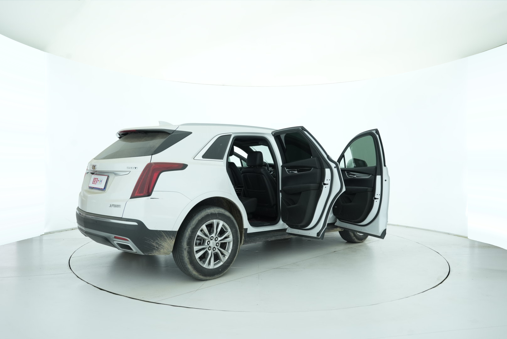 Cadillac XT5 2021 — фото 15