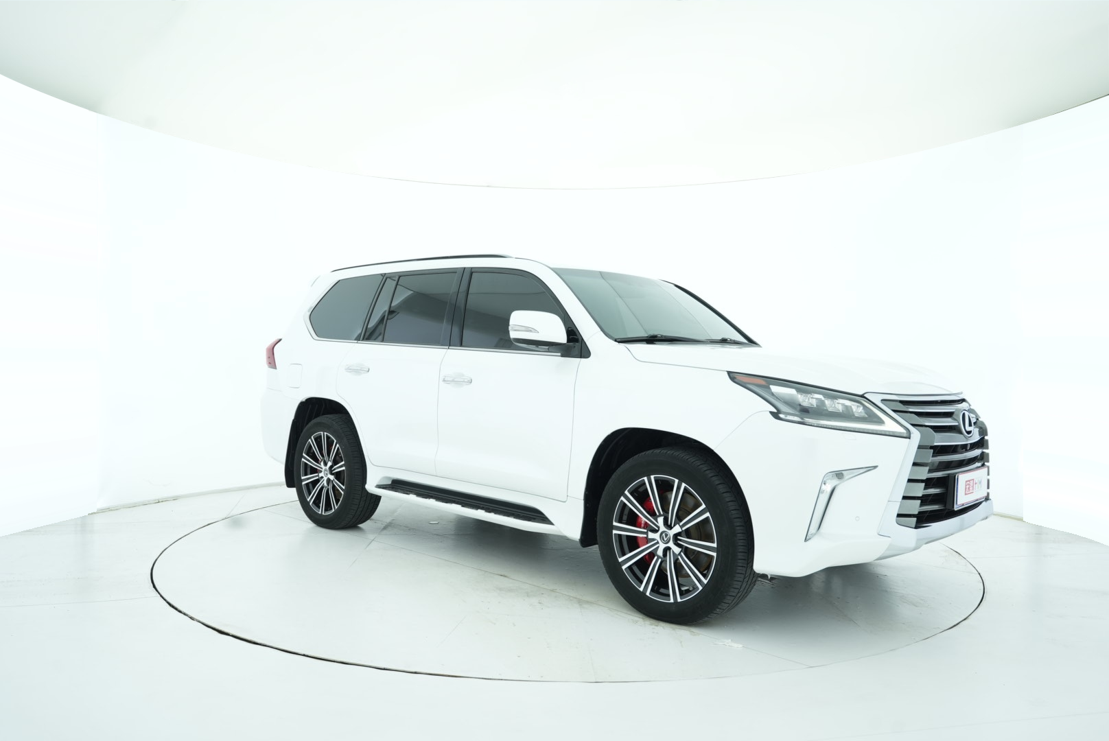 Lexus LX 2016 — фото 8