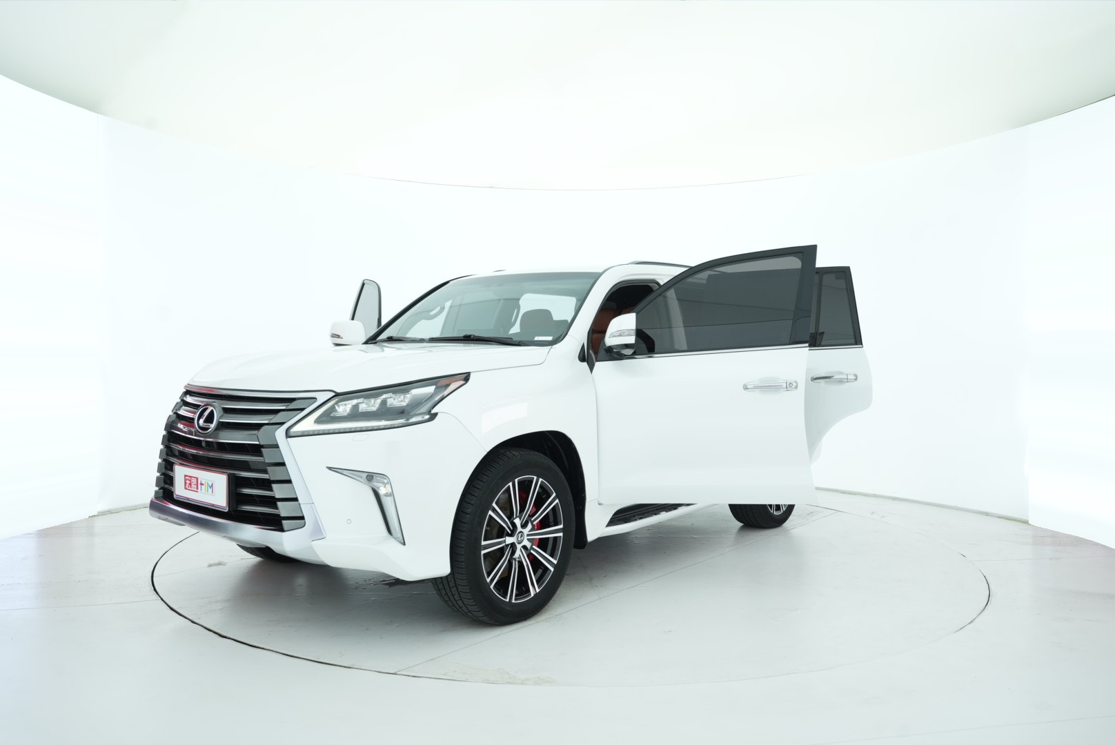 Lexus LX 2016 — фото 11