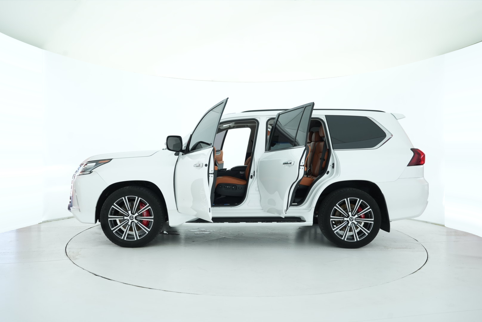 Lexus LX 2016 — фото 12