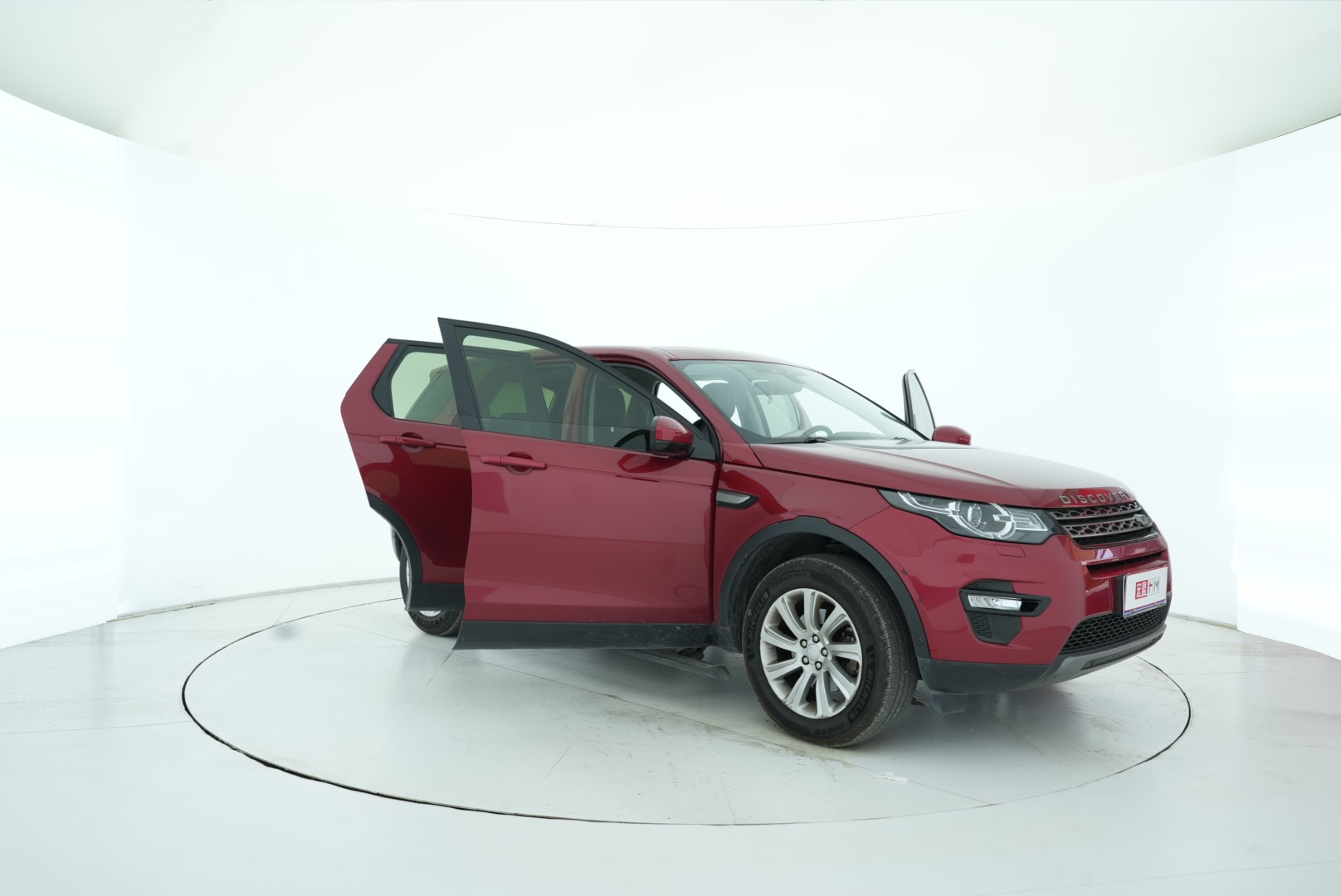 Land Rover Discover Divine Action 2018 — фото 17