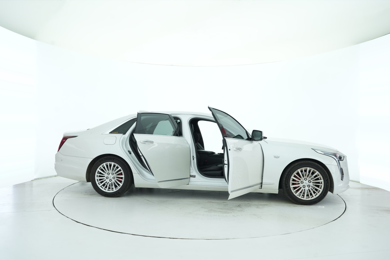 Cadillac CT6 2021 — фото 16