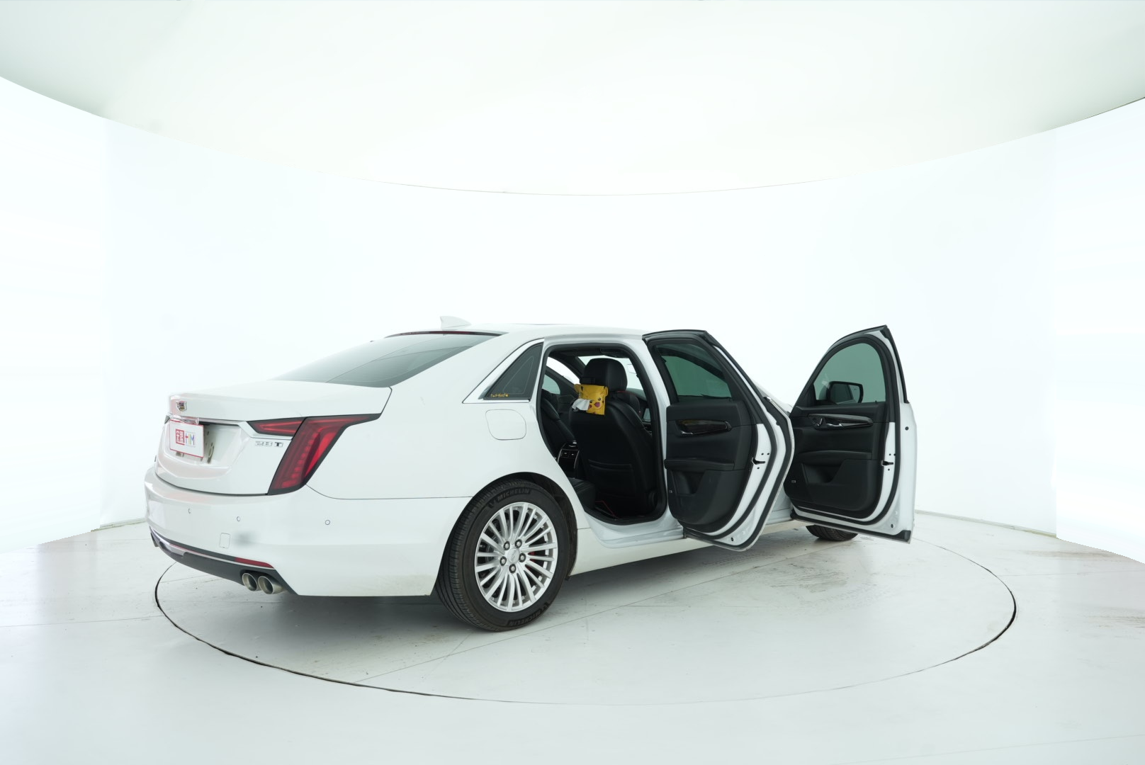 Cadillac CT6 2021 — фото 15